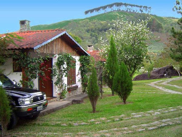 Esmeralda Inn